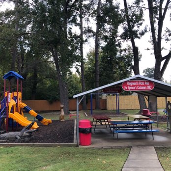 Spencer's Dairy Kream - Spencer's playground and picnic area - Ice Cream & Frozen Yogurt Near Me - Grenada, Mississippi