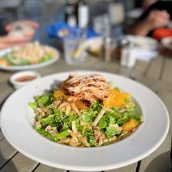 Spruzzo Restaurant & Bar - Chinese chicken salad - chicken breast, scallions, almonds, tangerines, crispy wontons, plum sesame dressing