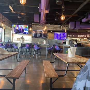 Hog & Tradition - Bar seating - Barbeque Near Me - Henderson, Nevada Hog & Tradition - Bar seating - Barbeque Near Me - Henderson, Nevada