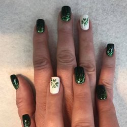 Nail Center