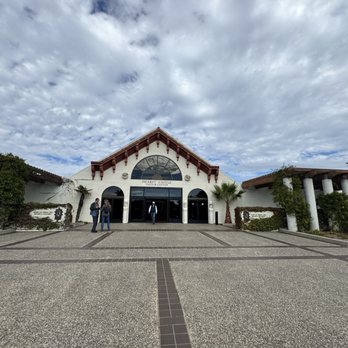 Hearst Castle Visitor Center - Visitor Centers Near Me - San Simeon, California Hearst Castle Visitor Center - Visitor Centers Near Me - San Simeon, California