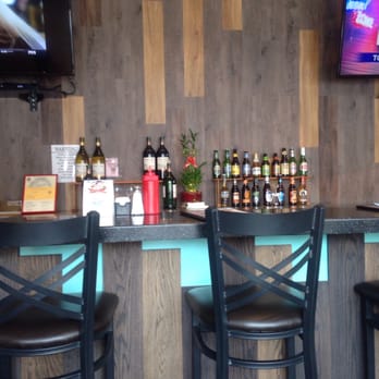 Moo Moo's Burger Barn - Yes they have wine and beer! - Burgers Near Me - Rocklin, California