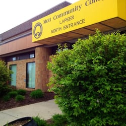 Mott Community College - North entrance into Mott Community College Lapeer and Mott Community Education Lapeer.