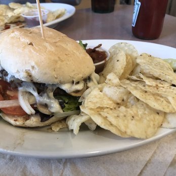 Little Village Cafe - Cafes Near Me - Baraboo, Wisconsin