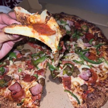 Canadian Pizza - Pizza Near Me - Long Beach, California