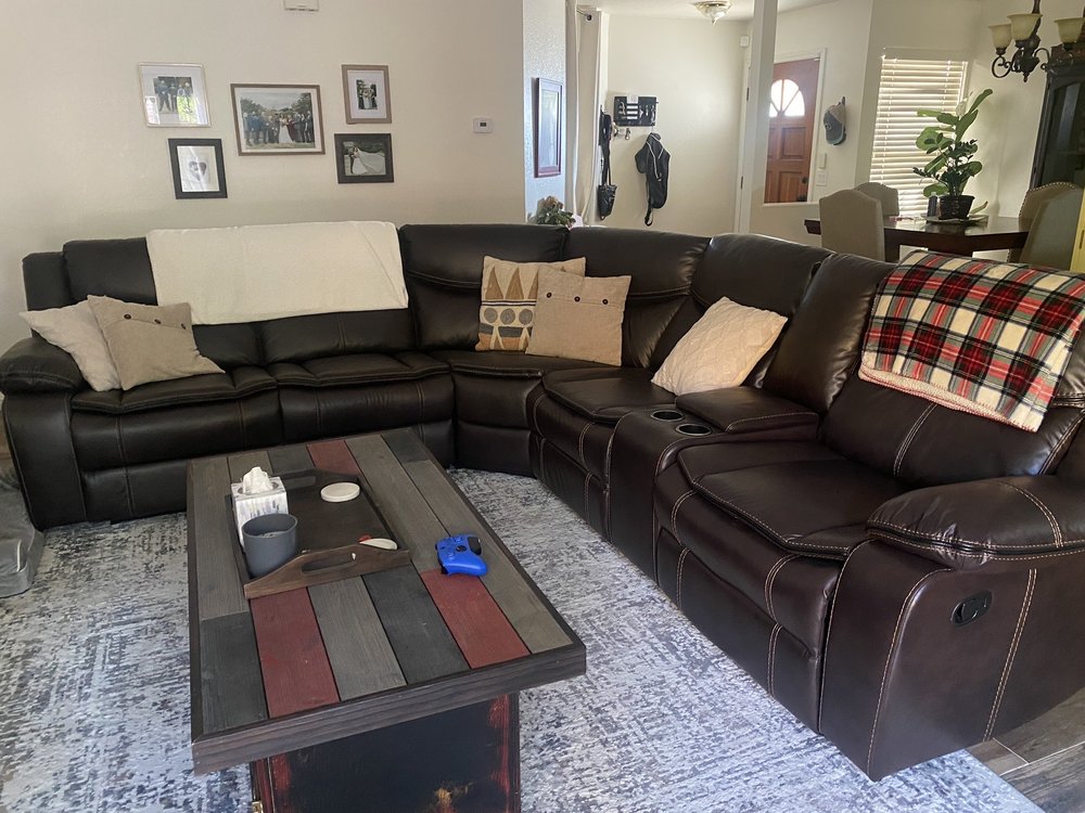 Sergio's Furniture And Mattress