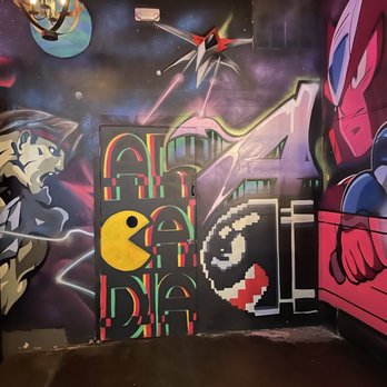 Red Door Tavern - Wall of Pac-Man - Dive Bars Near Me - Atlanta, Georgia Red Door Tavern - Wall of Pac-Man - Dive Bars Near Me - Atlanta, Georgia