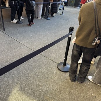 Pike Place Chowder - The line. - Seafood Near Me - Seattle, Washington Pike Place Chowder - The line. - Seafood Near Me - Seattle, Washington
