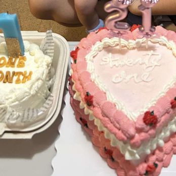 Uni Sweets Bakery and Tea - Custom Cakes Near Me - Honolulu, Hawaii