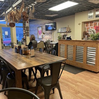 Flour Girl and Flame - Pizza Near Me - West Allis, Wisconsin