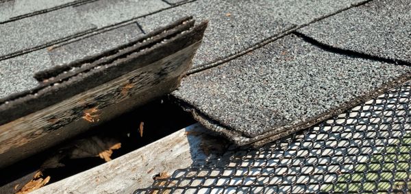 Castle Classic Roofing Logo