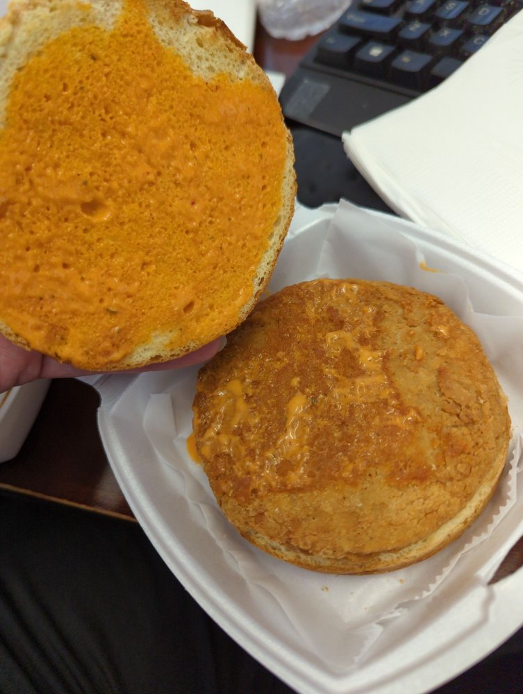 THE WING PLACE Updated October 2024 809 3rd Ave, Huntington, West