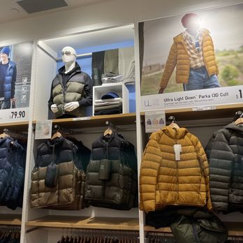 UNIQLO - Children's Clothing Near Me - Burnaby, British Columbia UNIQLO - Children's Clothing Near Me - Burnaby, British Columbia