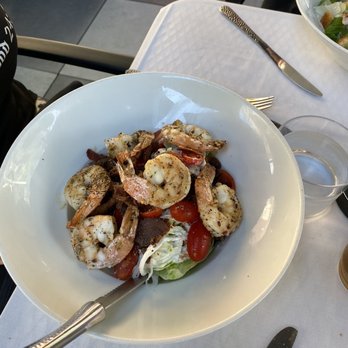 520 Bar & Grill - Wedge salad with shrimp - Bars Near Me - Bellevue, Washington
