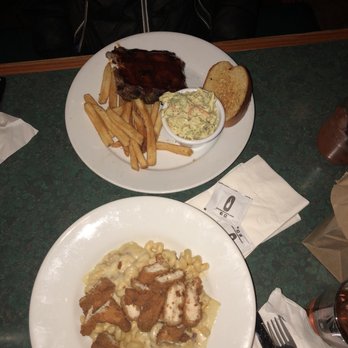 Smokey Bones Cheektowaga - Barbeque Near Me - Cheektowaga, New York