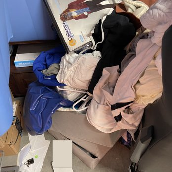 Public Storage - Our clothes had been thrown around and piled up all over the unit - Self Storage Near Me - San Jose, California