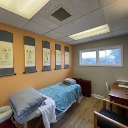 Zero Distance Acupuncture - Private acupuncture room