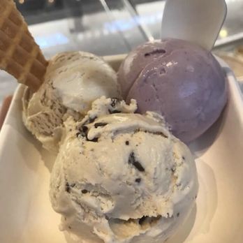 Jeni's Splendid Ice Creams - Coffee, wildberry lavender, salted peanut butter - Ice Cream & Frozen Yogurt Near Me - Nashville, Tennessee