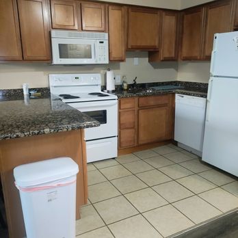 Spitshine Divine - Home Cleaning Near Me - parma, Michigan Spitshine Divine - Home Cleaning Near Me - parma, Michigan
