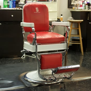 Rayzor Sharp Barber Shop - The main chair - Barbers Near Me - Houston, Texas