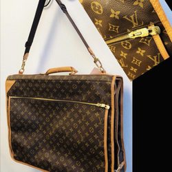 Musi's On Main - Vintage Louis Vuitton
