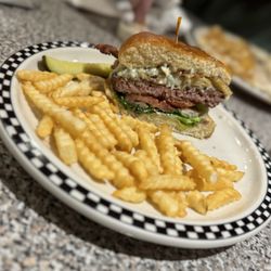 Gus's Diner - Verona - Bleu Cheeseburger
