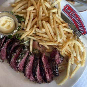 Le Diplomate - Steak Frites - Brasseries Near Me - Washington, DC, District of Columbia