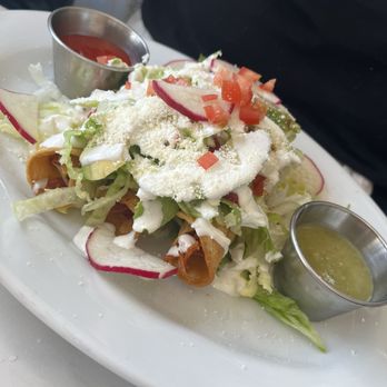 Aires De Colombia - Latin American Near Me - White Plains, New York