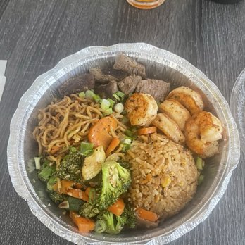 Volcano Grille - Filet & Shrimp with rice, noodle's & veggies. - Seafood Near Me - Las Vegas, Nevada Volcano Grille - Filet & Shrimp with rice, noodle's & veggies. - Seafood Near Me - Las Vegas, Nevada