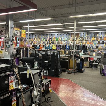 Sam Ash Music Stores - Musical Instruments & Teachers Near Me - Springfield Township, New Jersey