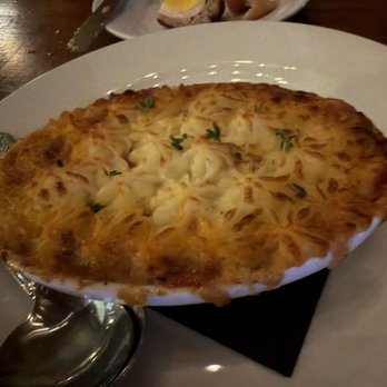 Bear & Crown - Cottage Pie - Pubs Near Me - Sacramento, California