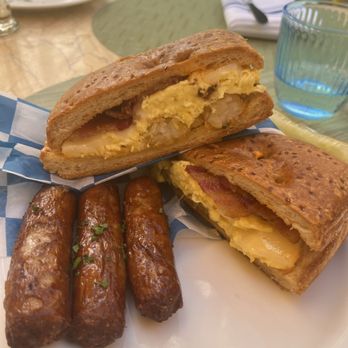 Denae’s Diner - Wilshire B.E.C - Diners Near Me - Los Angeles, California Denae’s Diner - Wilshire B.E.C - Diners Near Me - Los Angeles, California