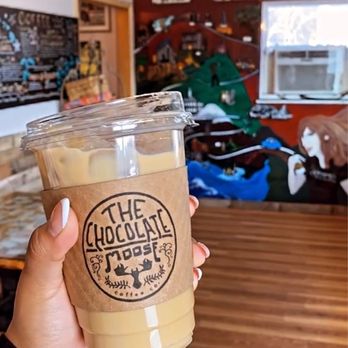 The Chocolate Moose - Iced Bearded Blondie - Coffee & Tea Near Me - Beckley, West Virginia The Chocolate Moose - Iced Bearded Blondie - Coffee & Tea Near Me - Beckley, West Virginia