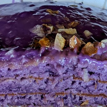 808 Grindz Cafe - Ube pancake - Cafes Near Me - Lahaina, Hawaii 808 Grindz Cafe - Ube pancake - Cafes Near Me - Lahaina, Hawaii