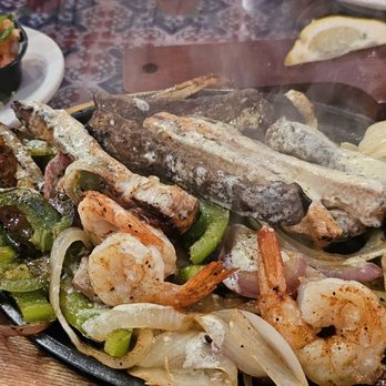 Pedros Tacos & Tequila Bar - Trio Fajitas - Mexican Near Me - Semmes, Alabama