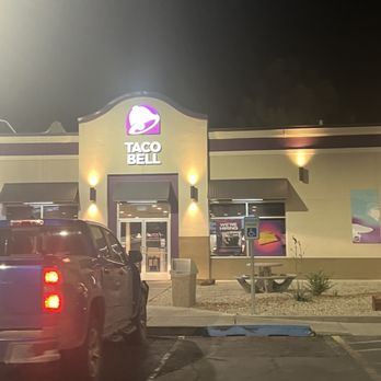 Taco Bell - Outside - Fast Food Near Me - Carlsbad, New Mexico