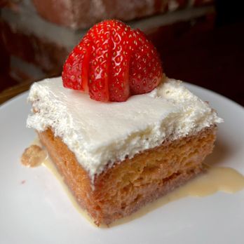 Baramor - Tres Leches - Gastropubs Near Me - Newton, Massachusetts