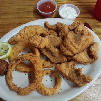 Ponchatoulas - Catfish Platter with Onion Rings! - Cajun/Creole Near Me - Ruston, Louisiana