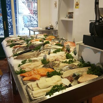 Golborne Fishery - Seafood Markets Near Me - London, XGL