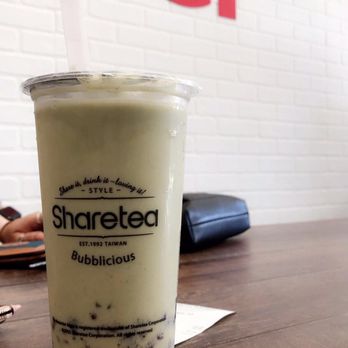 Sharetea - Matcha milk tea with red bean - Bubble Tea Near Me - Houston, Texas