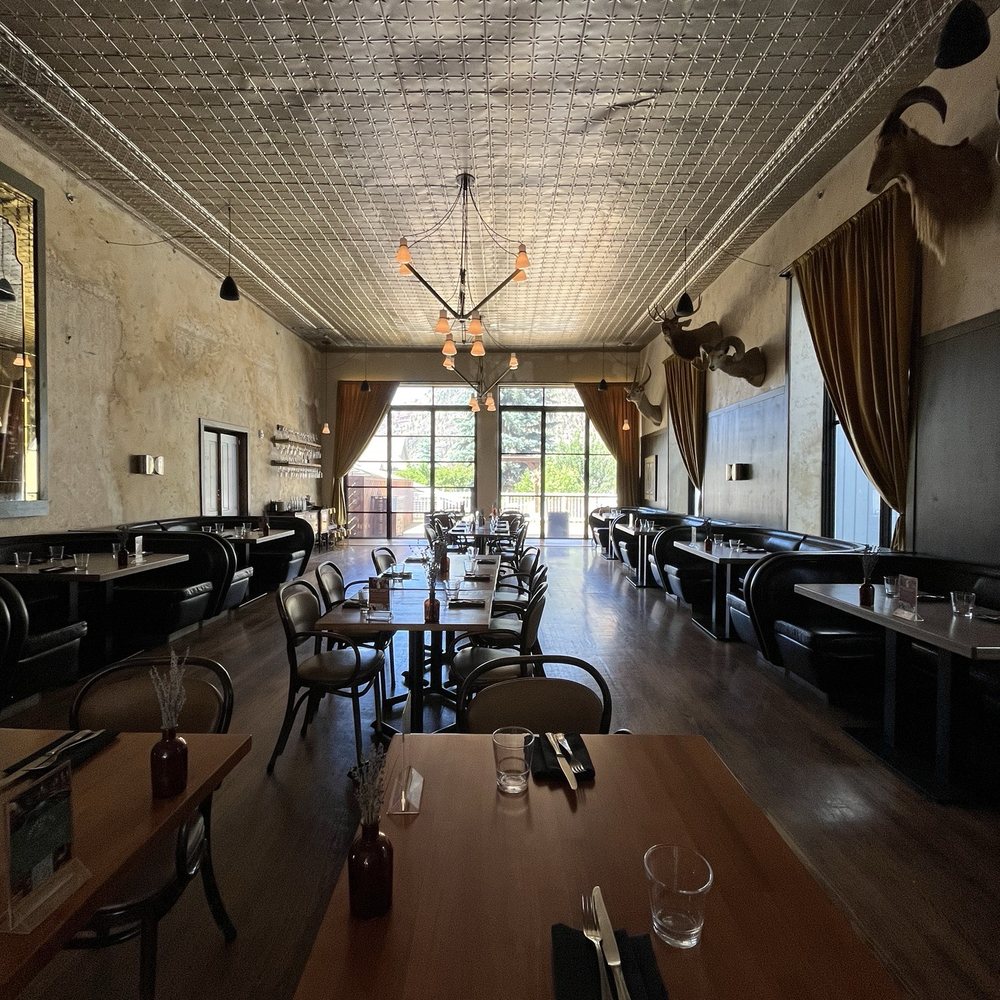 The Western - Interior of dining - Cocktail Bars Near Me - Ouray, Colorado The Western - Interior of dining - Cocktail Bars Near Me - Ouray, Colorado
