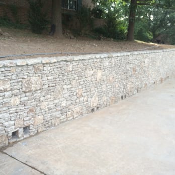 Edgington Construction - Tulsa Stone Masonry Walls | 918-402-9909 | http://www.edgingtonconstruction.com/services/masonry/natural-stone-masonry - Masonry/Concrete Near Me - Tulsa, Oklahoma