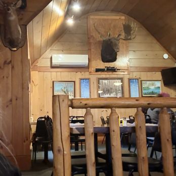 The Deerstand - Inside - American Near Me - Deerwood, Minnesota