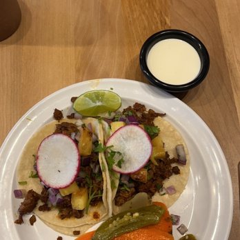 Los Chilangos - Street Tacos with Al Pastor Pork - Caterers Near Me - Redmond, Washington Los Chilangos - Street Tacos with Al Pastor Pork - Caterers Near Me - Redmond, Washington