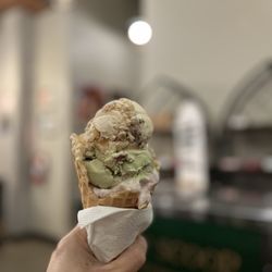 Swanky Scoop - Sweet treats after dinner