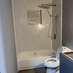 Santos Plumbing Granito