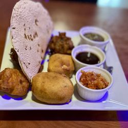 Taste of India Cuisine - Mixed Platter