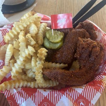 Hattie B's Hot Chicken - Hot chicken - Chicken Wings Near Me - Dallas, Texas