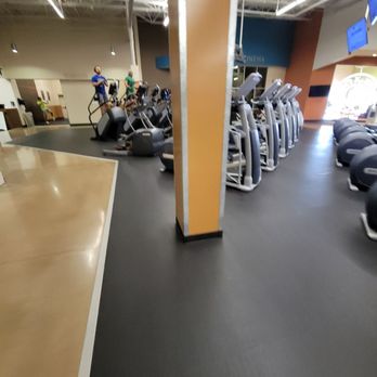 Gold's Gym - Gyms Near Me - New Braunfels, Texas Gold's Gym - Gyms Near Me - New Braunfels, Texas