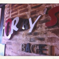 Morry's - Logo